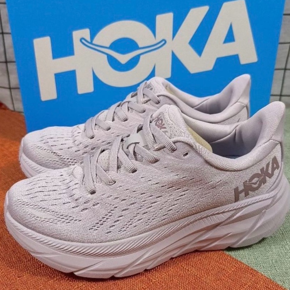 HOKA Free People Clifton 8